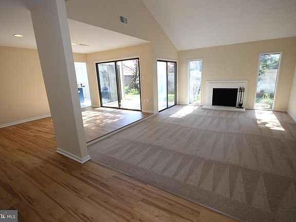 5th image of 19109 Brooke Grove Ct
