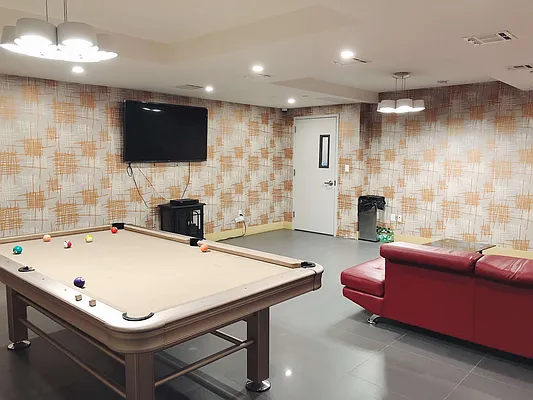 Rented by Manhattan Management LLC | media 58