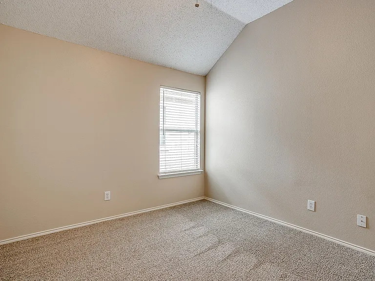 8136 Zion Trl — Photo 26