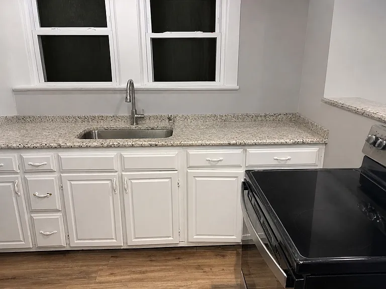218 Ridge Ave — Photo 7