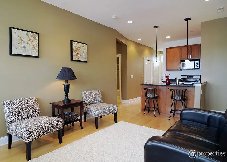Kitchen/Living Room
