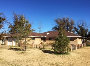 909 Railroad St, Rochester, TX 79544