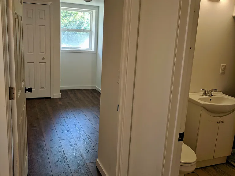 James St — Photo 9