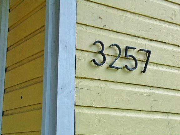 4th image of 3257 Topeka St