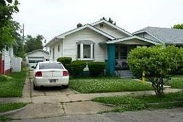 2nd image of 1416 N Chester Ave