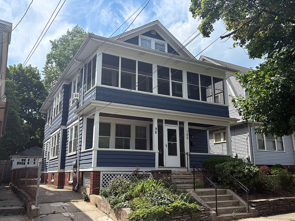 1st image of 98 Radcliffe Ave Floor 1
