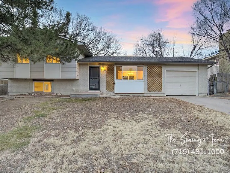 7240 Sullivan Cir — Photo 2