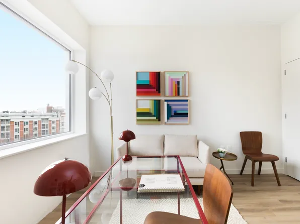 8 Palmetto Street image 7 of 14