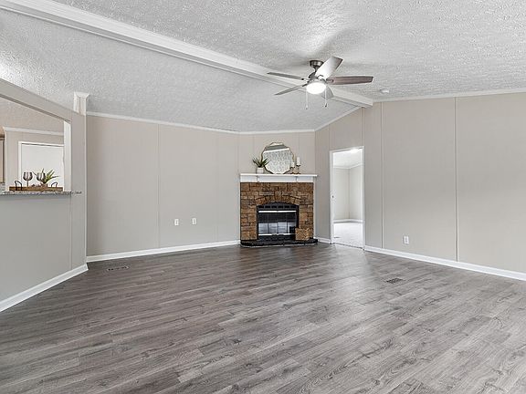 3rd image of 2208 Pleasant Brook Way