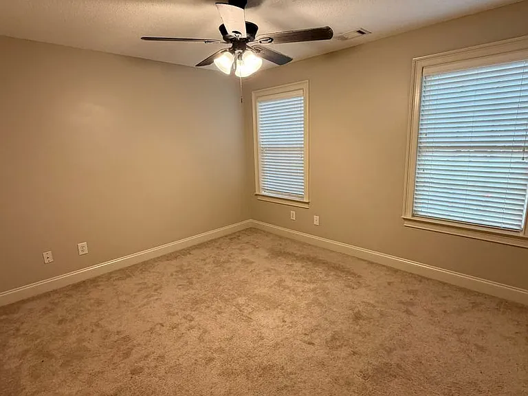 254 Southfield Ct — Photo 14
