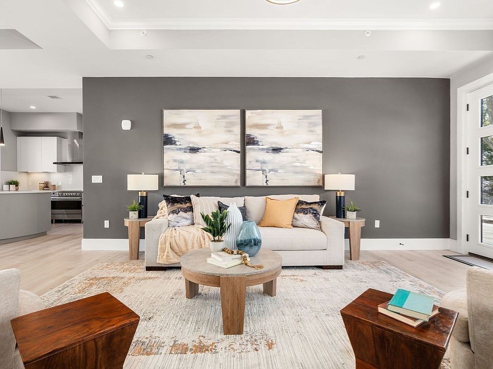 1st image of 26 Wilson Cir #26