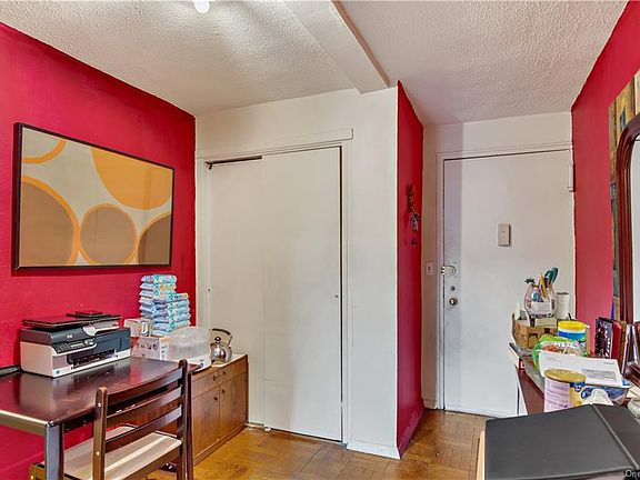 5th image of 2835 Webb Ave APT 7G