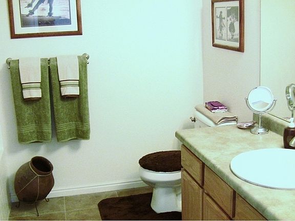 5th image of 1619 W Little Oak Ct