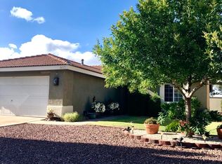 917 E Saguaro Dr, Pearce, AZ 85625
