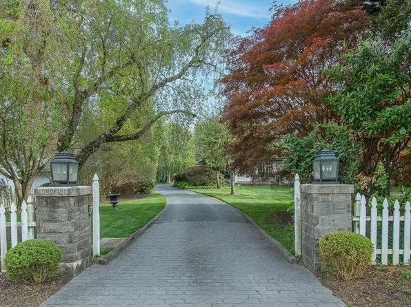 700 Hazelhurst Ave, Merion Station, PA 19066