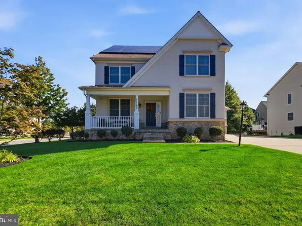 11702 Guildhall Ct, Waldorf, MD 20602