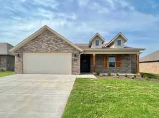 726 Hickory Meadows Ave, Tontitown, AR 72762