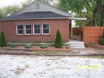 1st image of 2558 Clay St