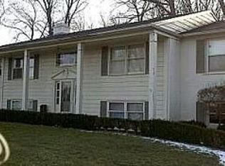 30267 Pipers Ln, Farmington Hills, MI