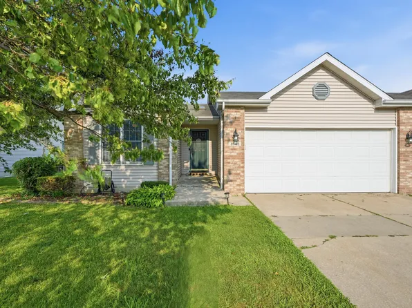8781 Monroe St, Merrillville, IN 46410