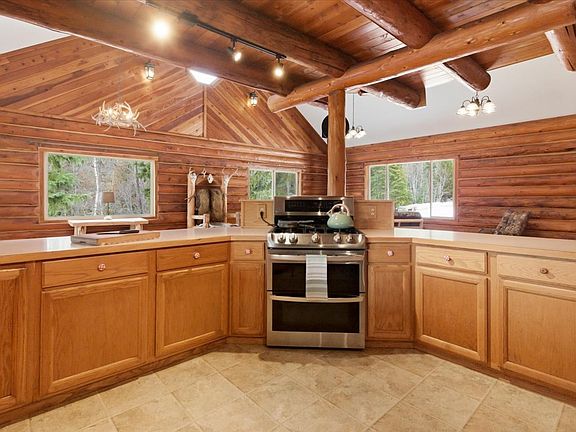 4th image of 2236 Griffith Creek Rd