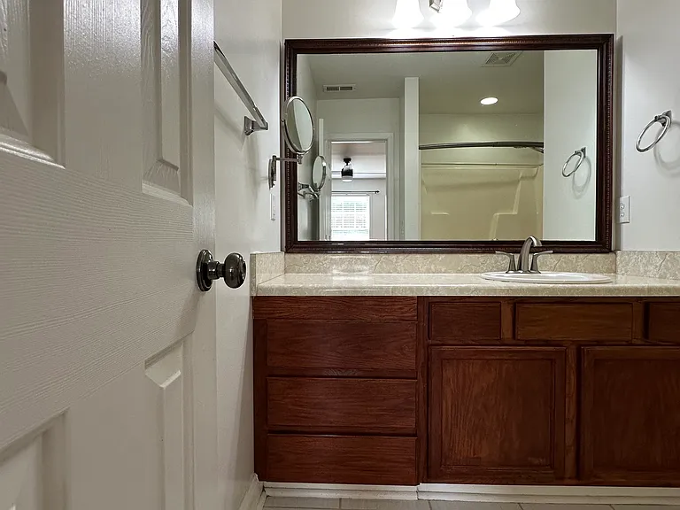 105 Calcite Dr — Photo 8