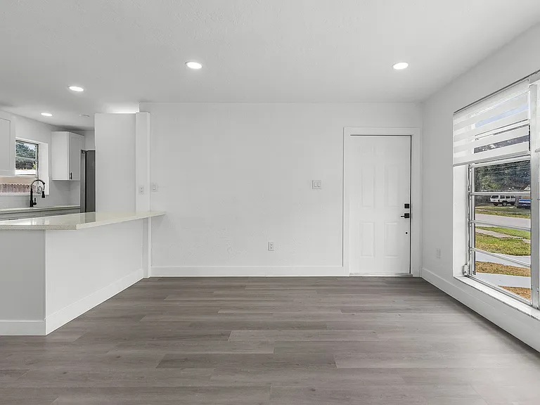 22163 Hernando Ave — Photo 18