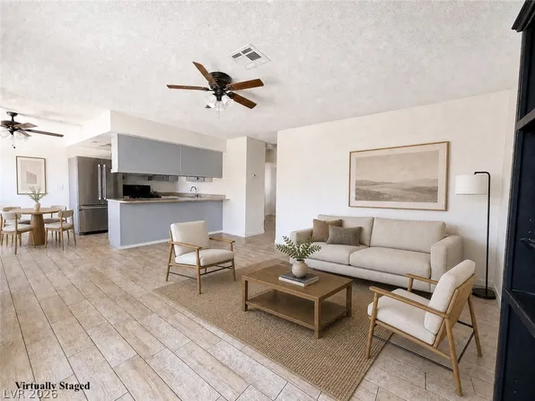 4300 N Lamont St APT 236, Las Vegas, NV 89115