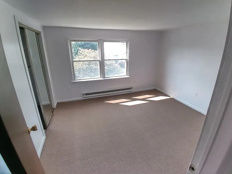 14 N Woodside Ave #2 — Photo 8