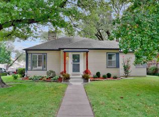 356 N Parkwood Ln, Wichita, KS 67208