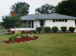 3070 Moon Rd, Avon, OH 44011