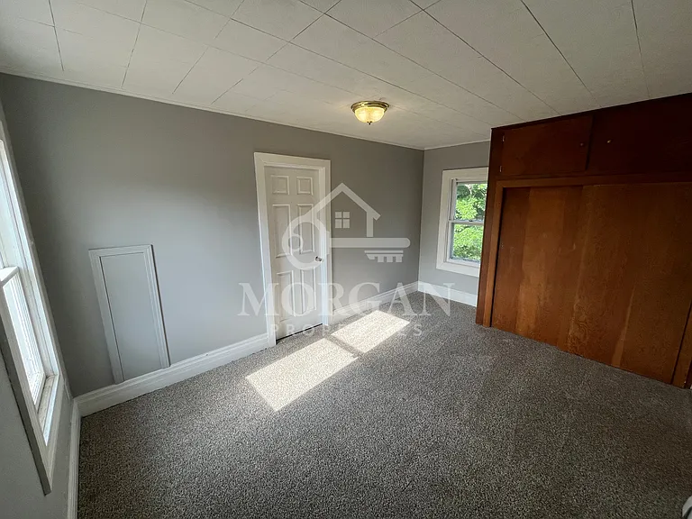 623 W Jefferson St — Photo 8