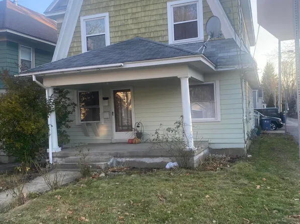 1120 Fountain St NE, Grand Rapids, MI 49503