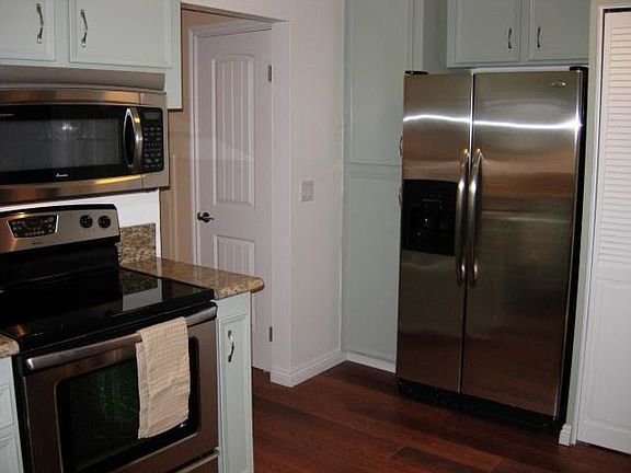 5th image of 280 Roanoke Rd #1