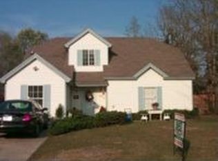 8208 Loggers Run, North Charleston, SC 29420