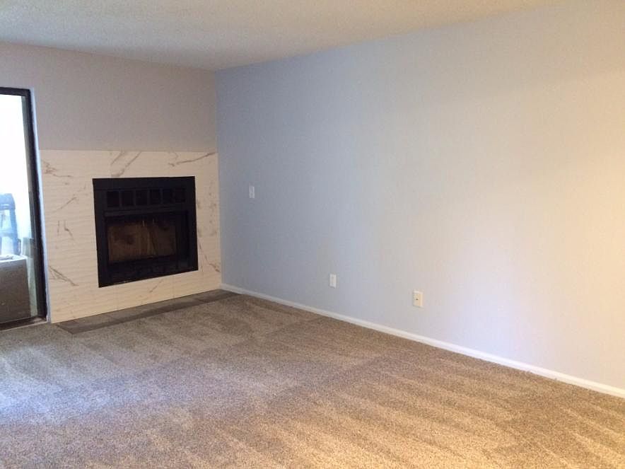 Livingroom, Fireplace