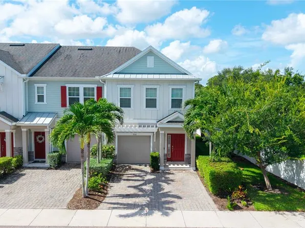 1100 Coral Ln, Dunedin, FL 34698