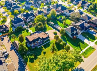 6916 Garner Rd, Niagara Falls, ON L2H0X6