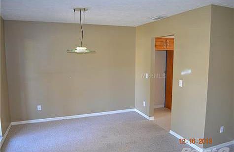2nd image of 811 Smith Bay Dr