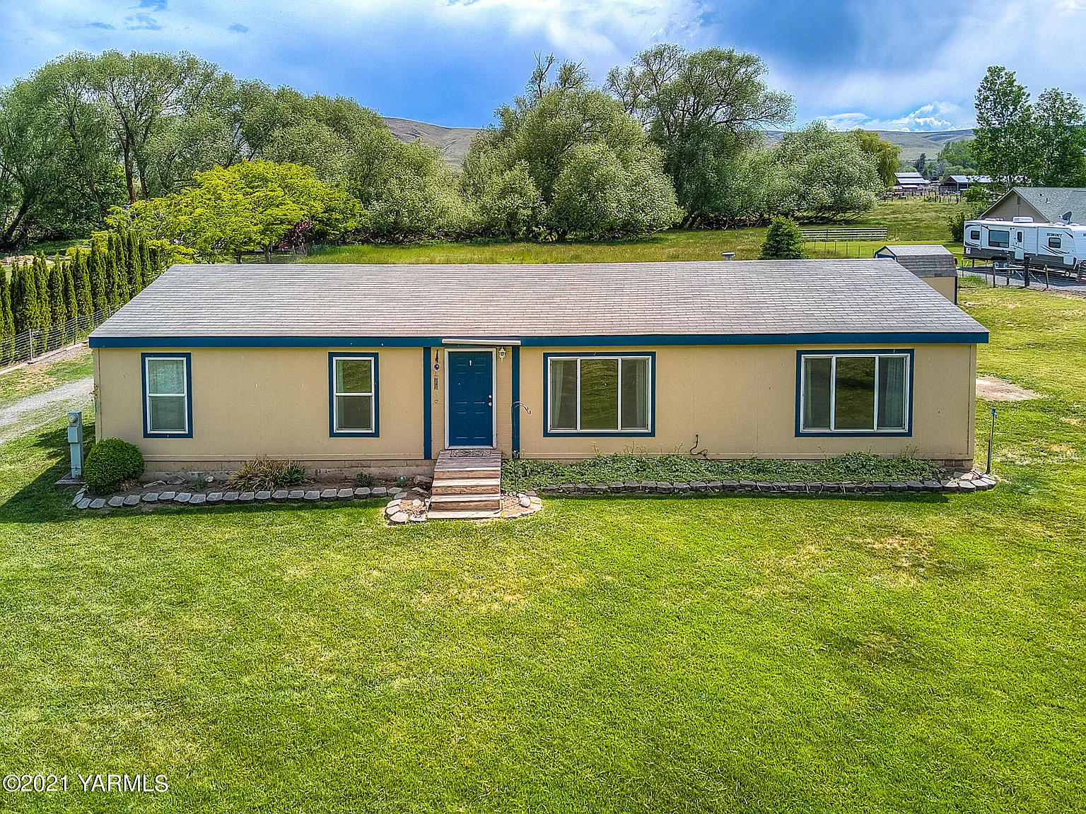 10204 Meadowbrook Rd photo 1
