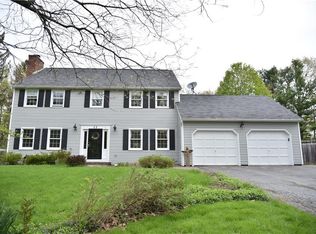 22 Lodge Pole Rd, Pittsford, NY 14534