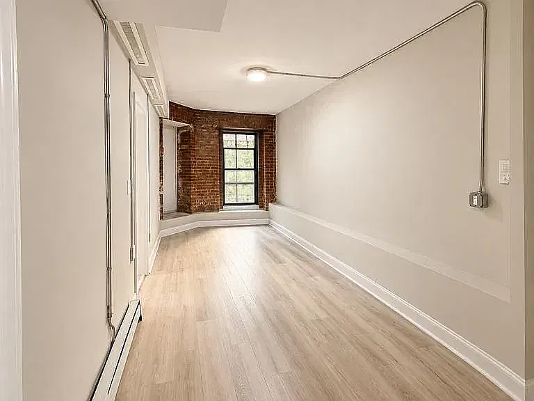 2172 Amsterdam Avenue — Photo 4