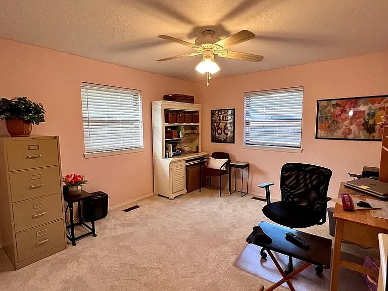 2902 Candlestick Ln — Photo 28