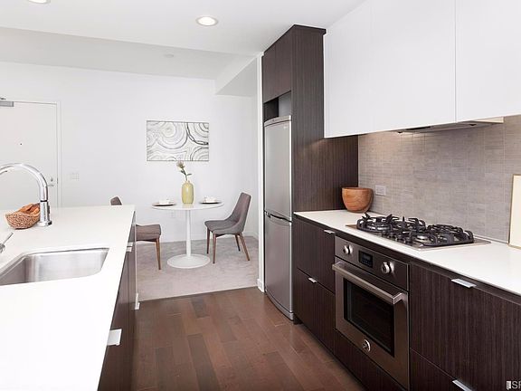 3rd image of 1788 Clay St APT 505