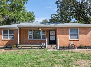 6054 Black Oak Ln, Fort Worth, TX 76114