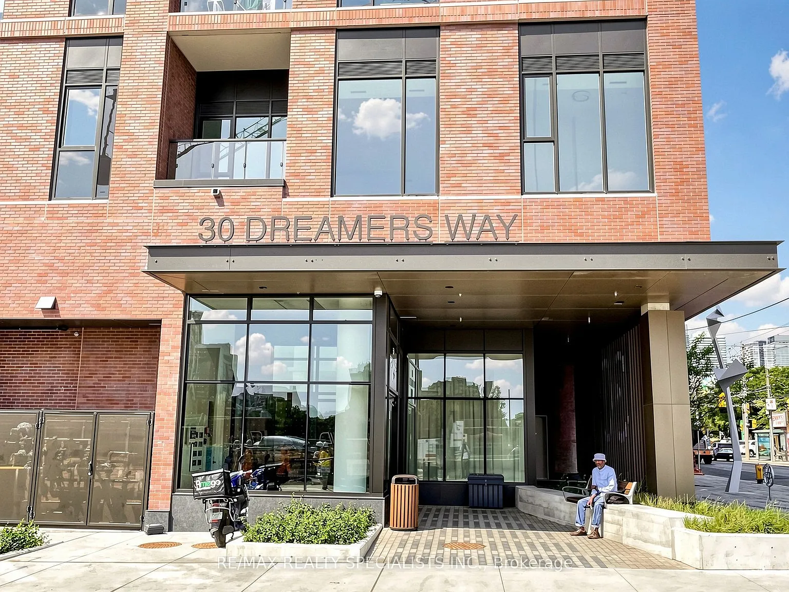 2 bed, $2,500 — Photo 3