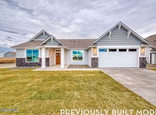 10548 N Murcia Ln, Hayden Lake, ID 83835