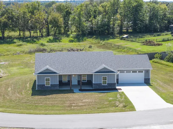 712 Sells Ct, Prairie Home, MO 65068