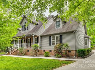 851 Old Cedar Cir, York, SC 29745