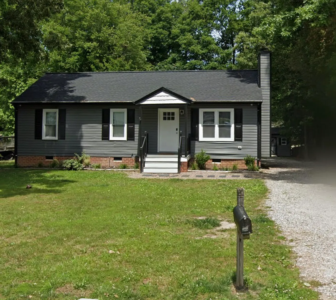 3 bed, 960 sqft, $2,200 — Photo 1